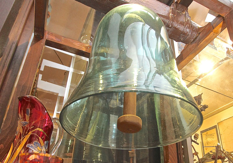 Glocke aus Glas der Glashütte Braunlage