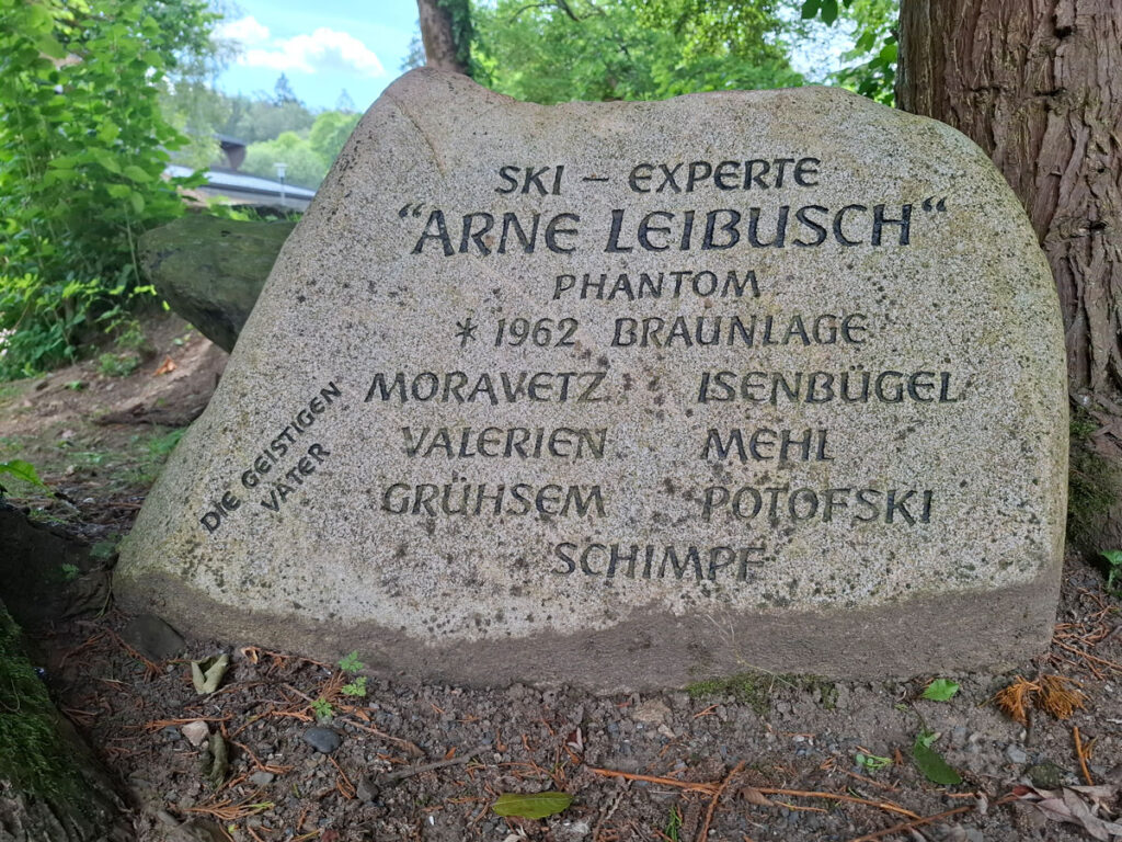 Arne Leibusch Denkmal am Museum